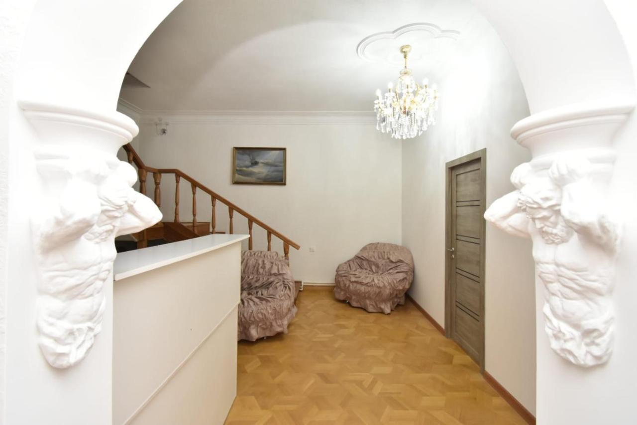 Guesthouses Opera Єреван Екстер'єр фото
