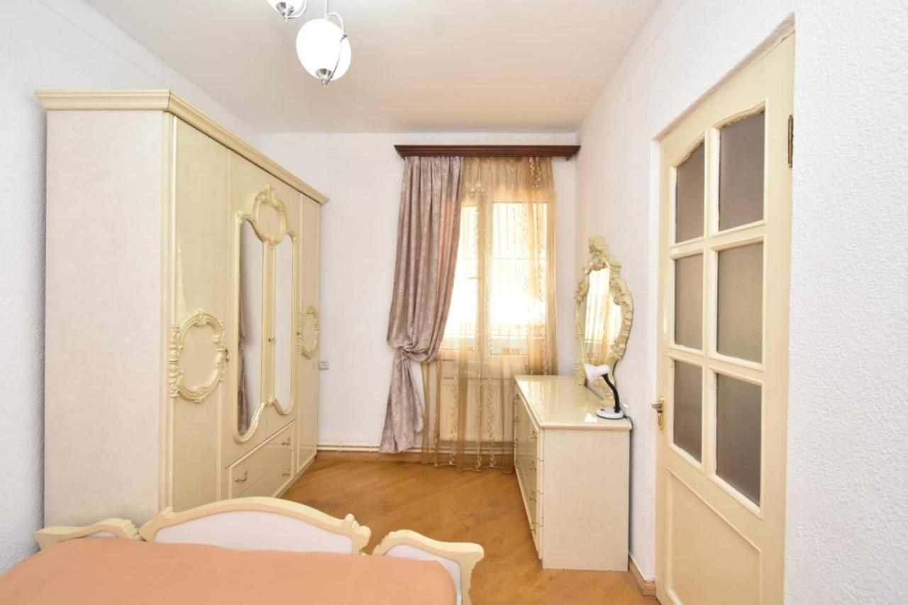 Guesthouses Opera Єреван Екстер'єр фото